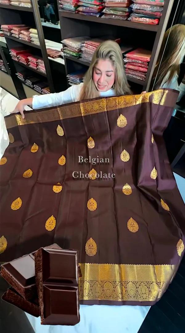 Exceptional Soft Silk Saree With Cynosure Blouse Piece-Fronlioz