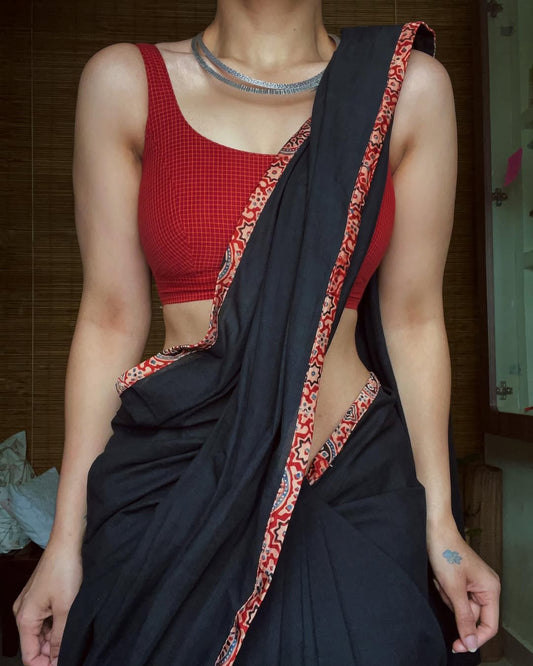 BLACK LINEN PRINTED SAREE