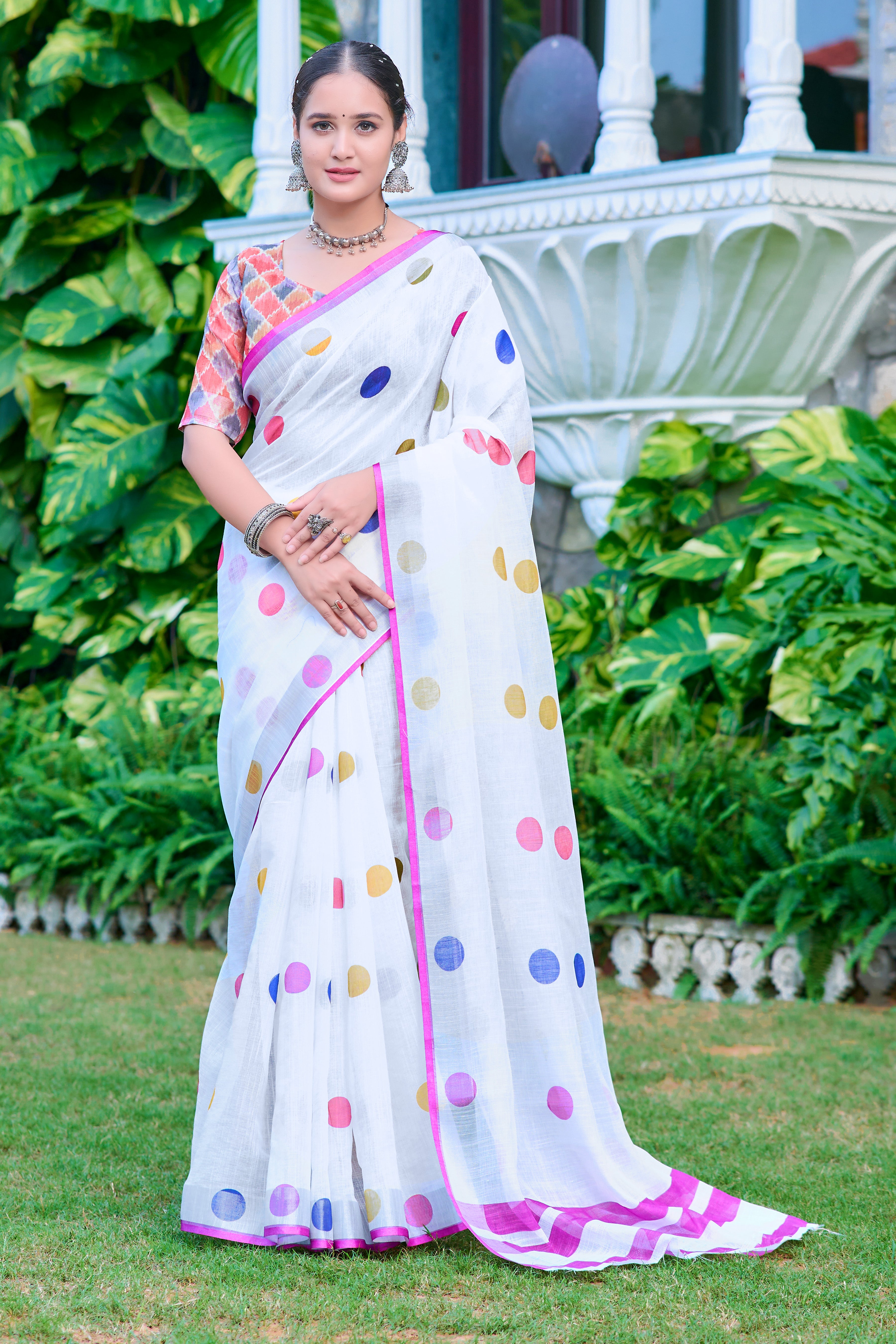 FANCY COTTON LINEN SAREE WITH SUPERB DIGITAL PRINT