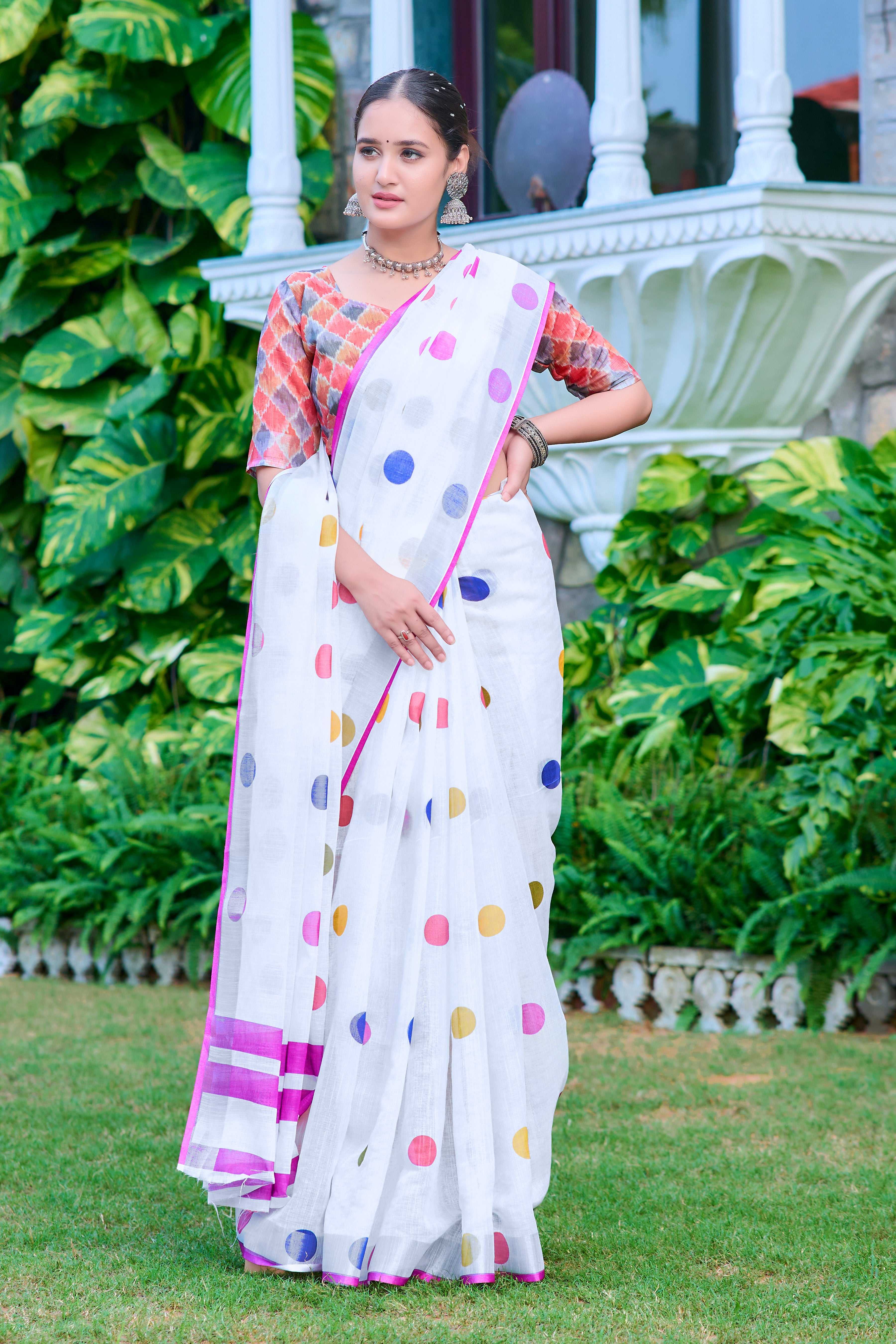 FANCY COTTON LINEN SAREE WITH SUPERB DIGITAL PRINT