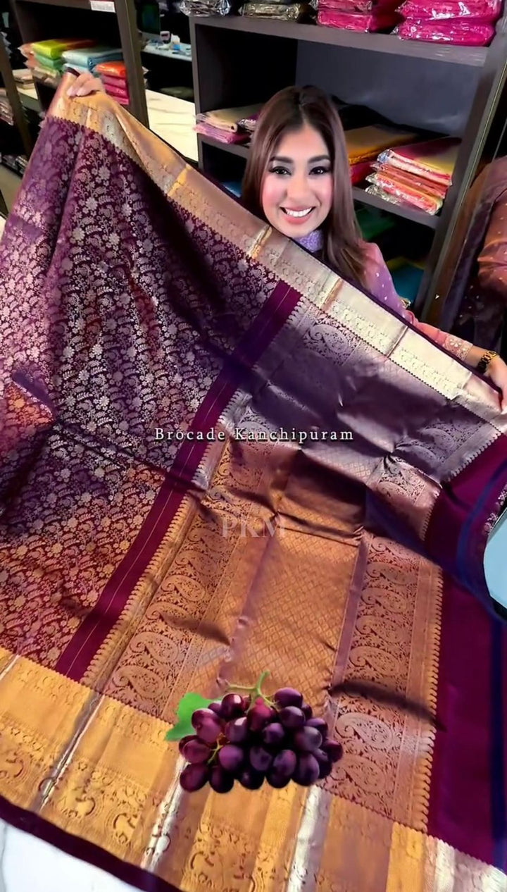 Exceptional Soft Silk Saree With Cynosure Blouse Piece-Fronlioz