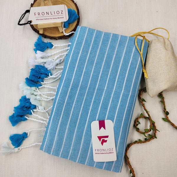 Blue Khadi Cotton Saree With Blue Designer Printed Blouse-Fronlioz