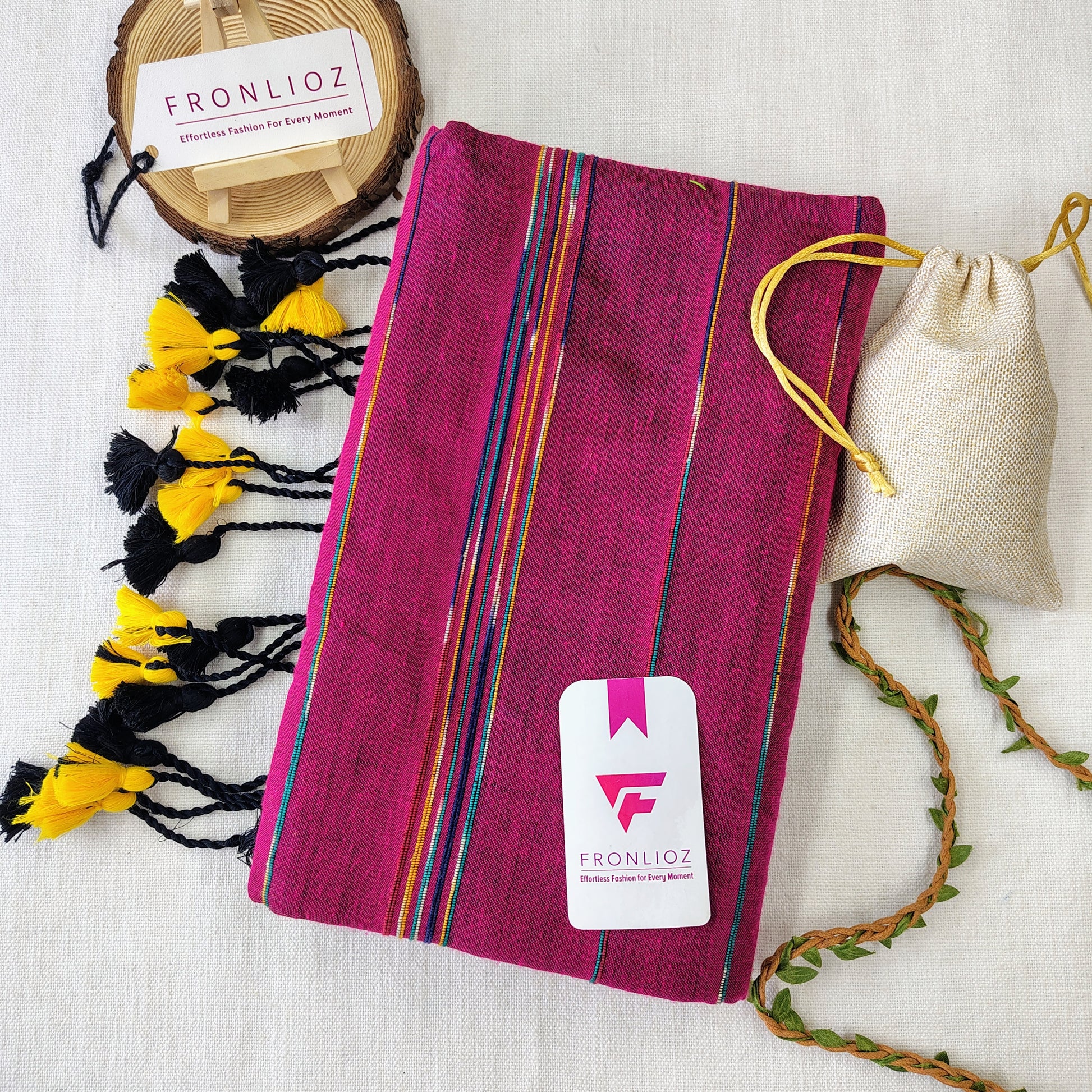 Mulcotton Stripe Pattern Saree With Matching PomPom-Fronlioz