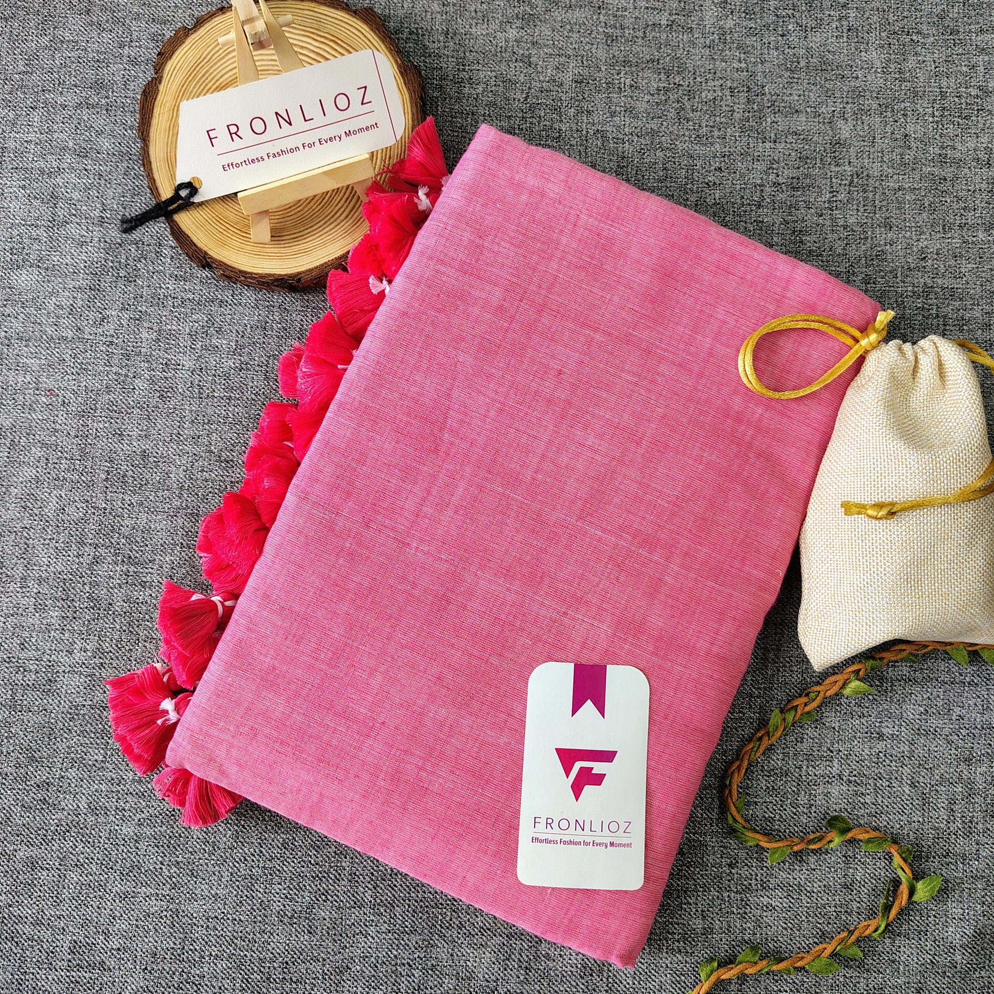 Baby Pink Handloom Cotton Saree With Tassels & Printed Blouse-Fronlioz