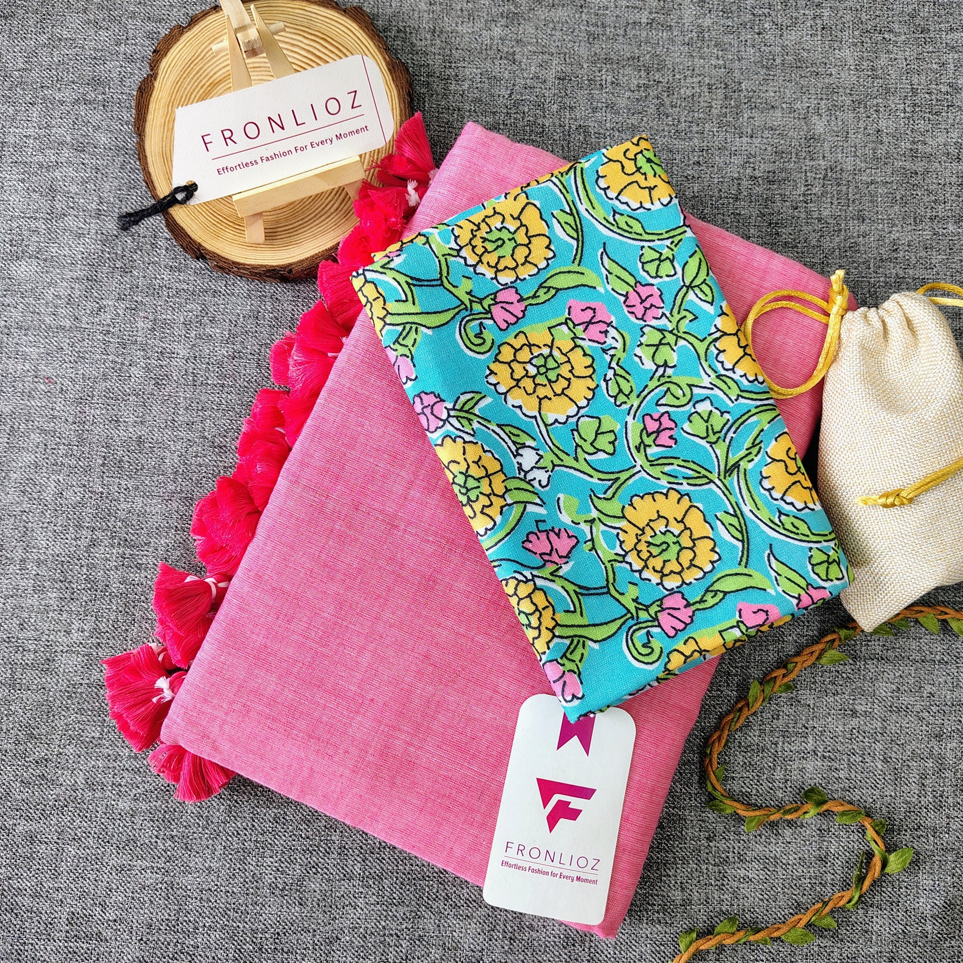 Baby Pink Handloom Cotton Saree With Tassels & Printed Blouse-Fronlioz