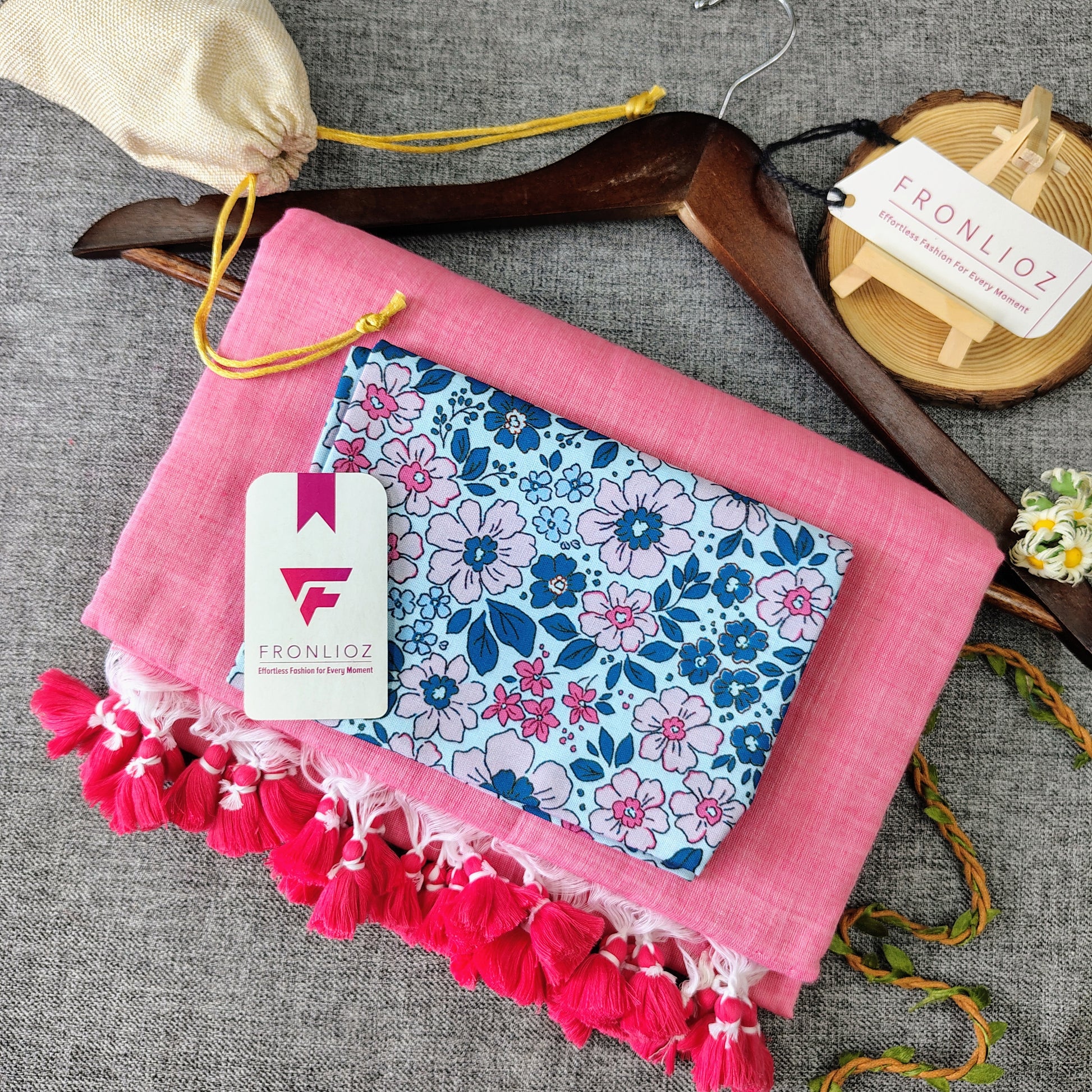 Baby Pink Handloom Cotton Saree With Tassels & Printed Blouse-Fronlioz