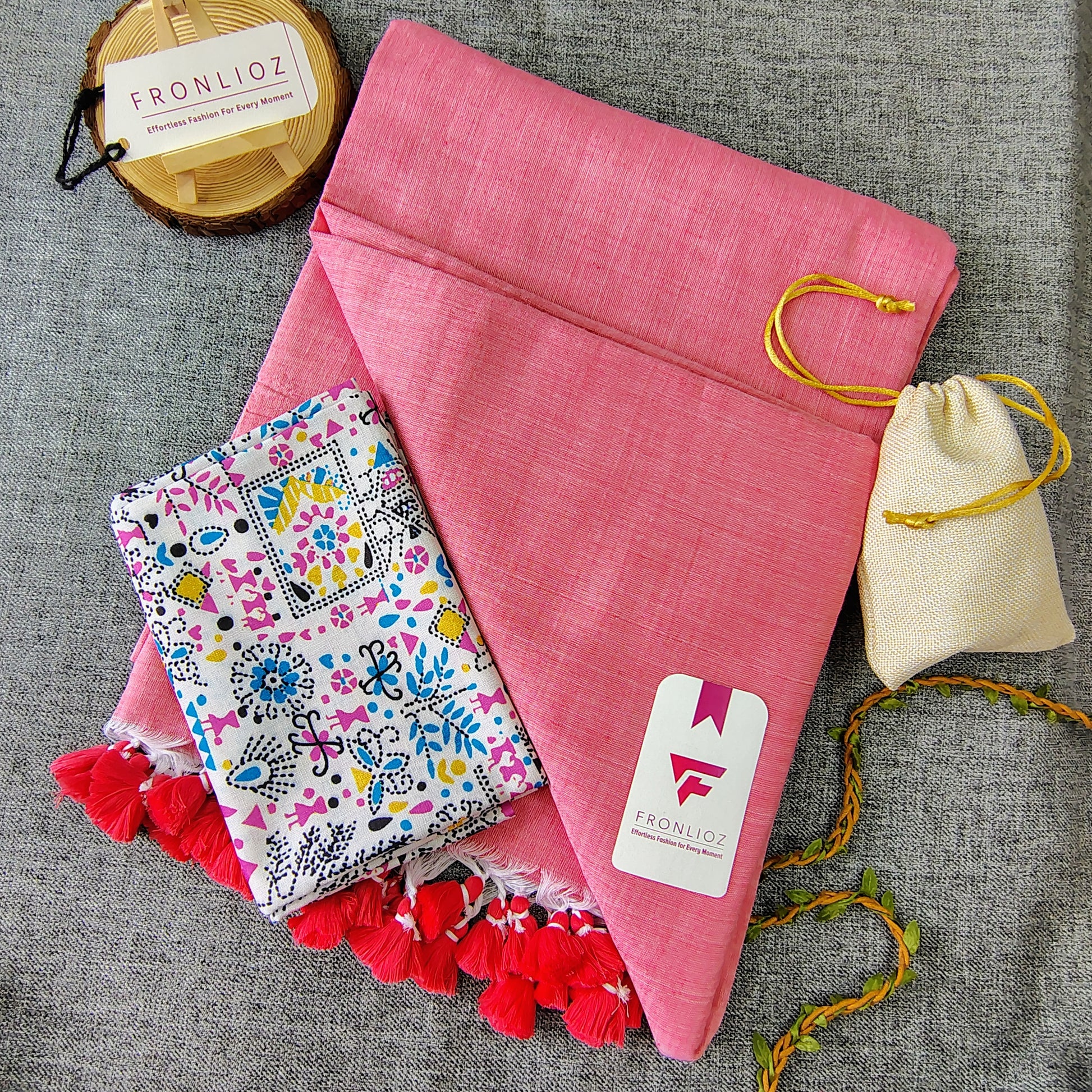 Baby Pink Handloom Cotton Saree With Tassels & Printed Blouse-Fronlioz