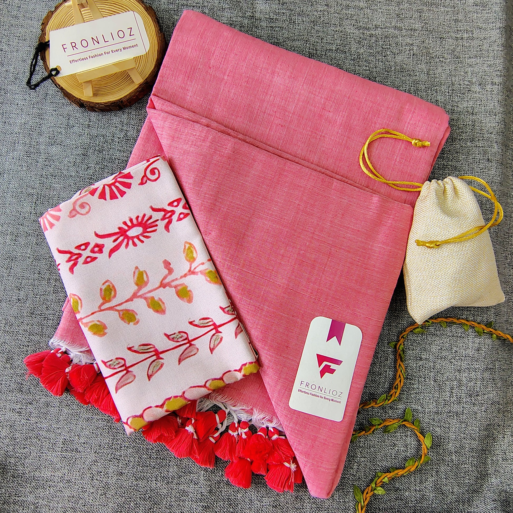 Baby Pink Handloom Cotton Saree With Tassels & Printed Blouse-Fronlioz