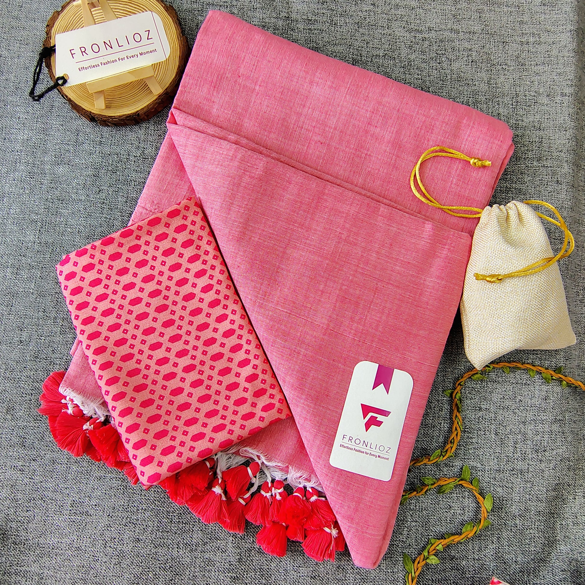 Baby Pink Handloom Cotton Saree With Tassels & Printed Blouse-Fronlioz