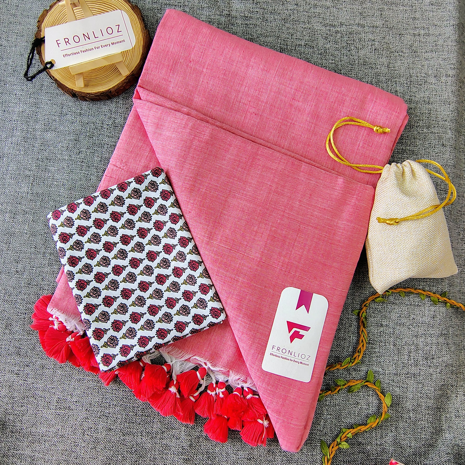 Baby Pink Handloom Cotton Saree With Tassels & Printed Blouse-Fronlioz