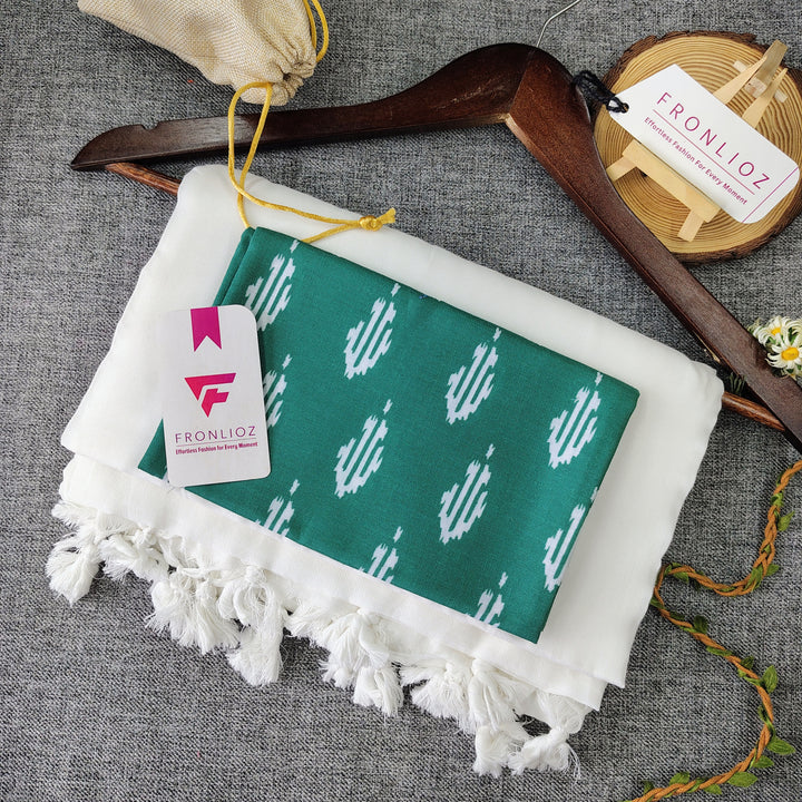 White Handloom Cotton Saree With Tassels & Printed Blouse-Fronlioz
