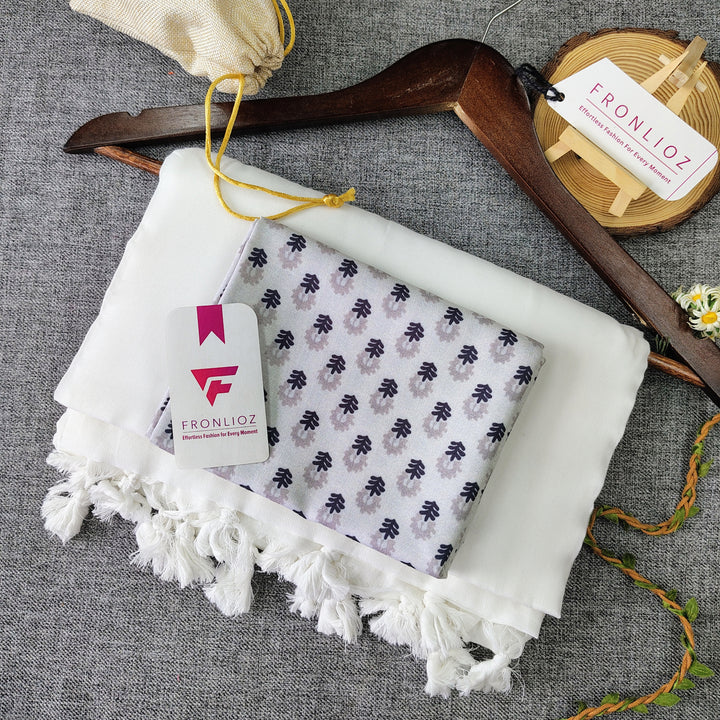 White Handloom Cotton Saree With Tassels & Printed Blouse-Fronlioz