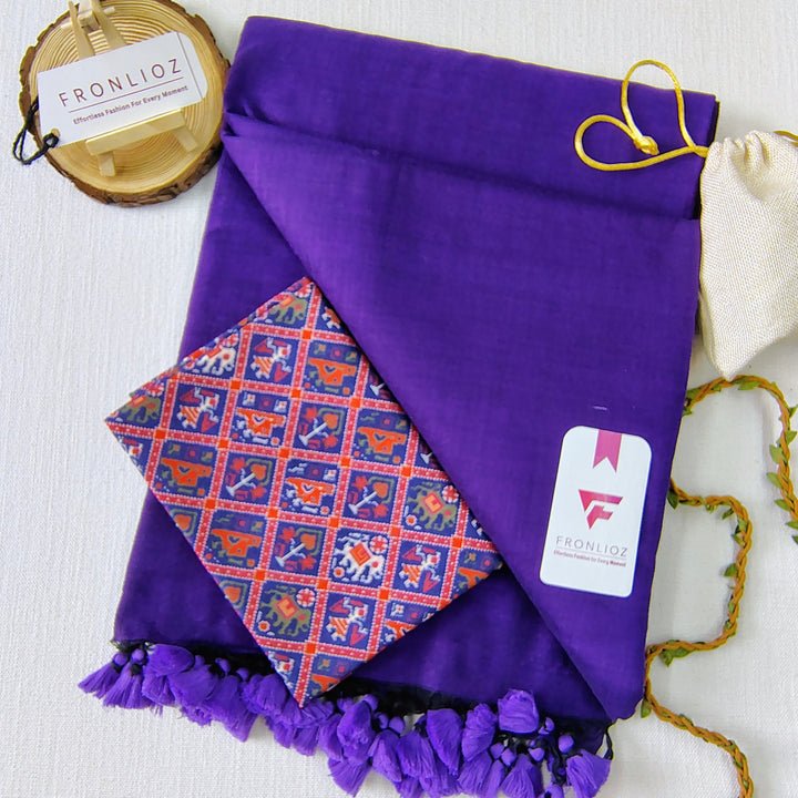 Violet Handloom Cotton Saree With Tassels & Printed Blouse-Fronlioz