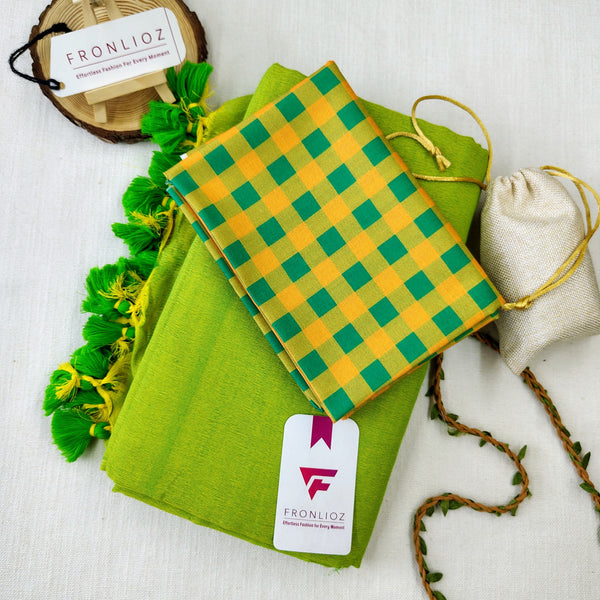 Parrot Handloom Cotton Saree With Tassels & Printed Blouse-Fronlioz