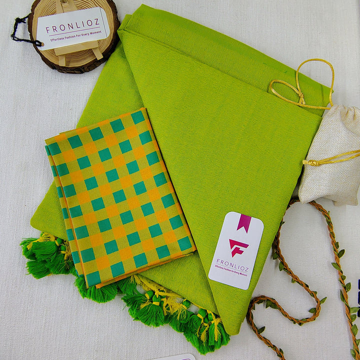 Parrot Handloom Cotton Saree With Tassels & Printed Blouse-Fronlioz