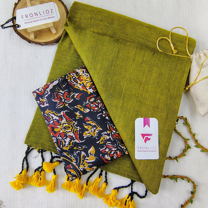 Pista Handloom Cotton Saree With Tassels & Printed Blouse-Fronlioz