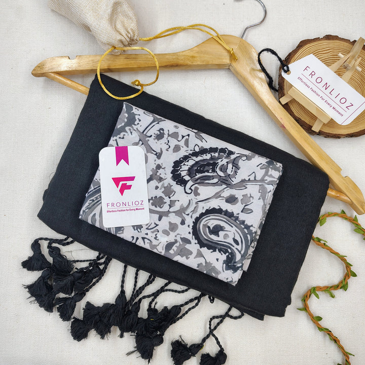 Black Handloom Cotton Saree With Tassels & Printed Blouse-Fronlioz