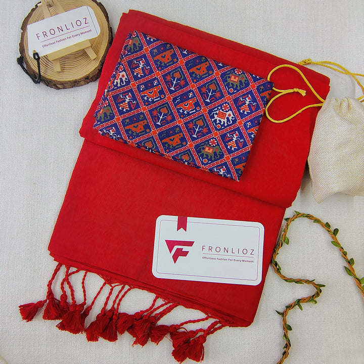Red Handloom Cotton Saree With Tassels & Printed Blouse-Fronlioz