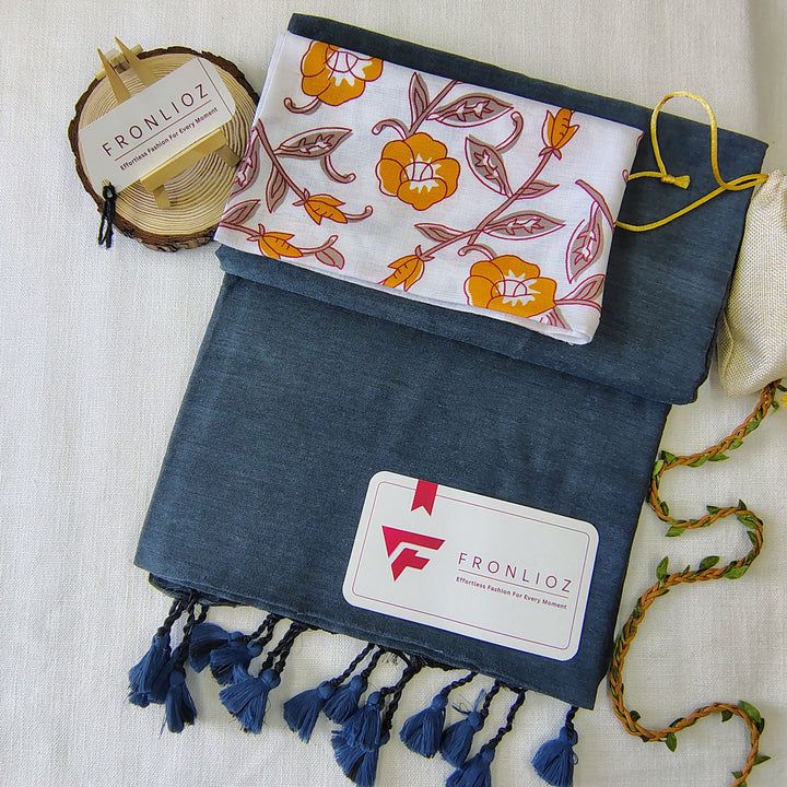 Grey Handloom Cotton Saree With Tassels & Printed Blouse-Fronlioz