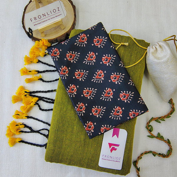 Pista Handloom Cotton Saree With Tassels & Printed Blouse-Fronlioz