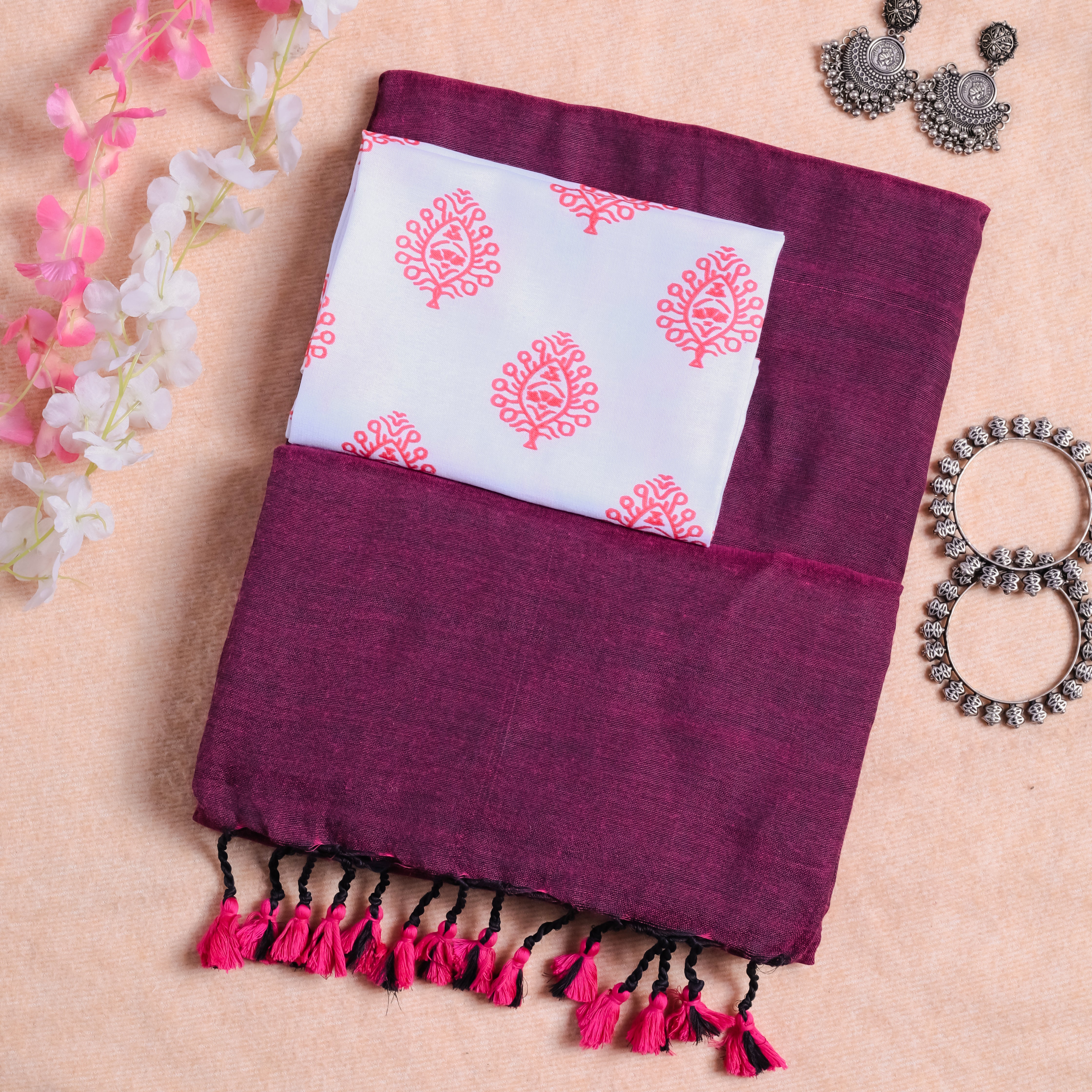 WINE HANDLOOM COTTON SAREE WITH PRINTED BLOUSE