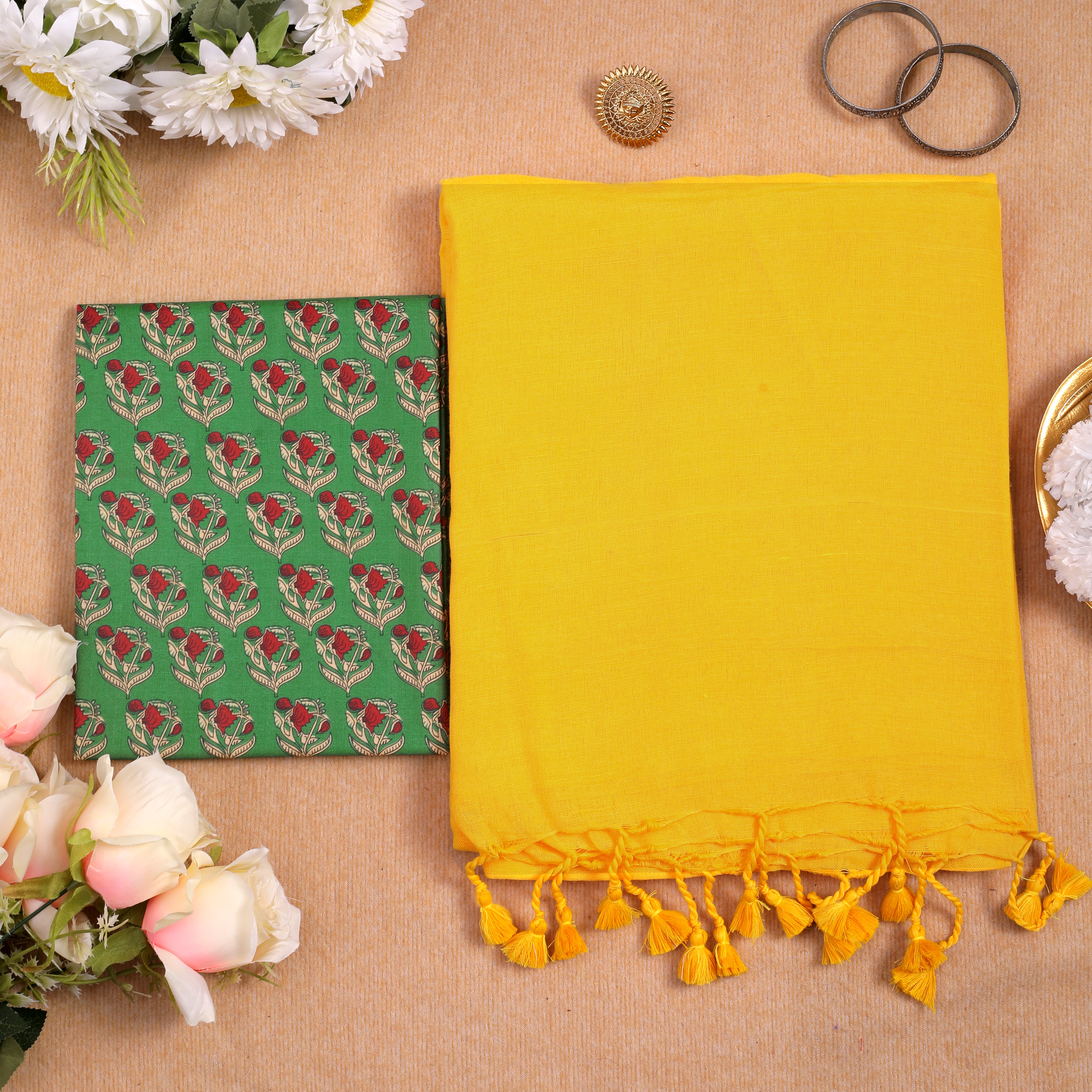 YELLOW HANDLOOM COTTON SAREE WITH PRINTED BLOUSE