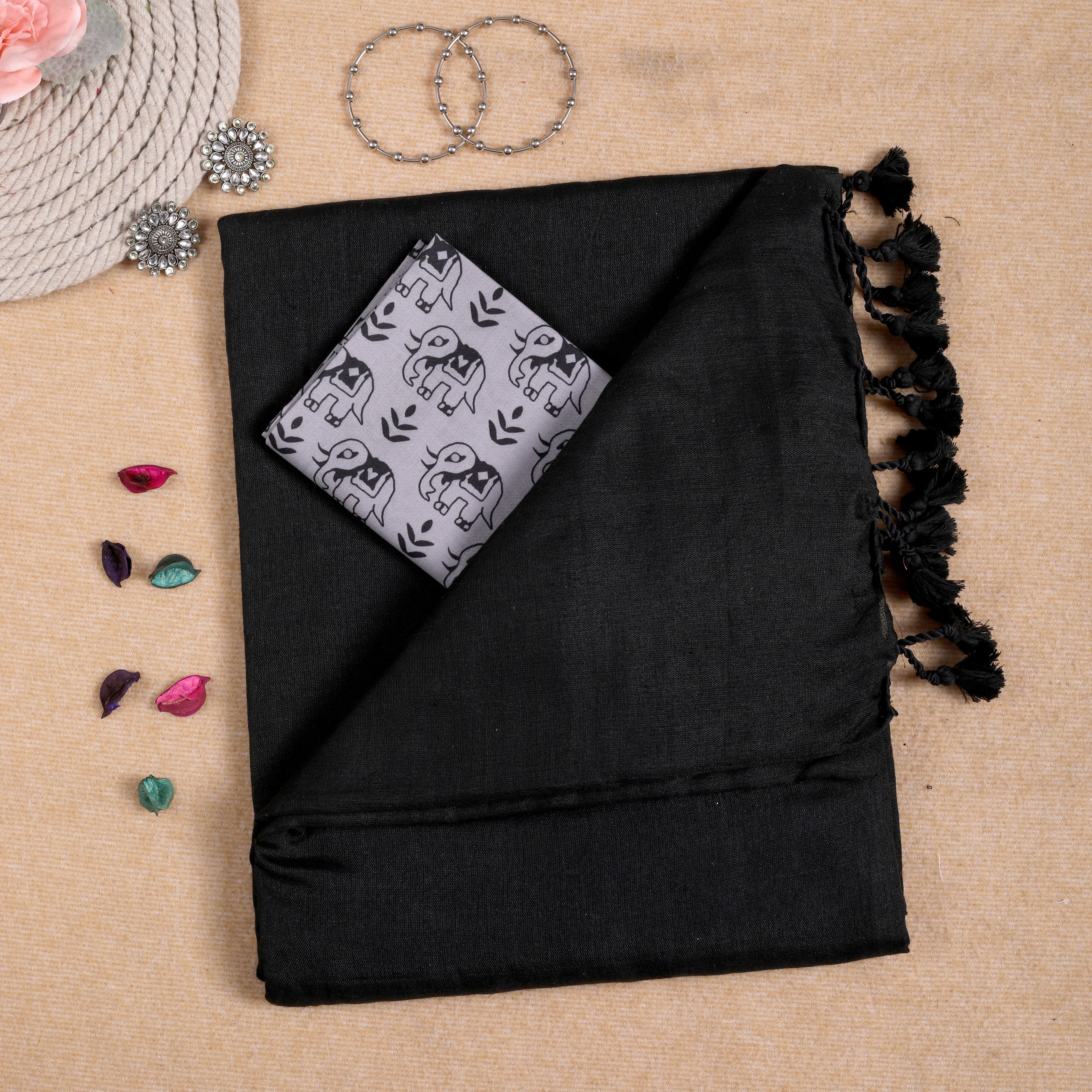 BLACK HANDLOOM COTTON SAREE WITH PRINTED BLOUSE