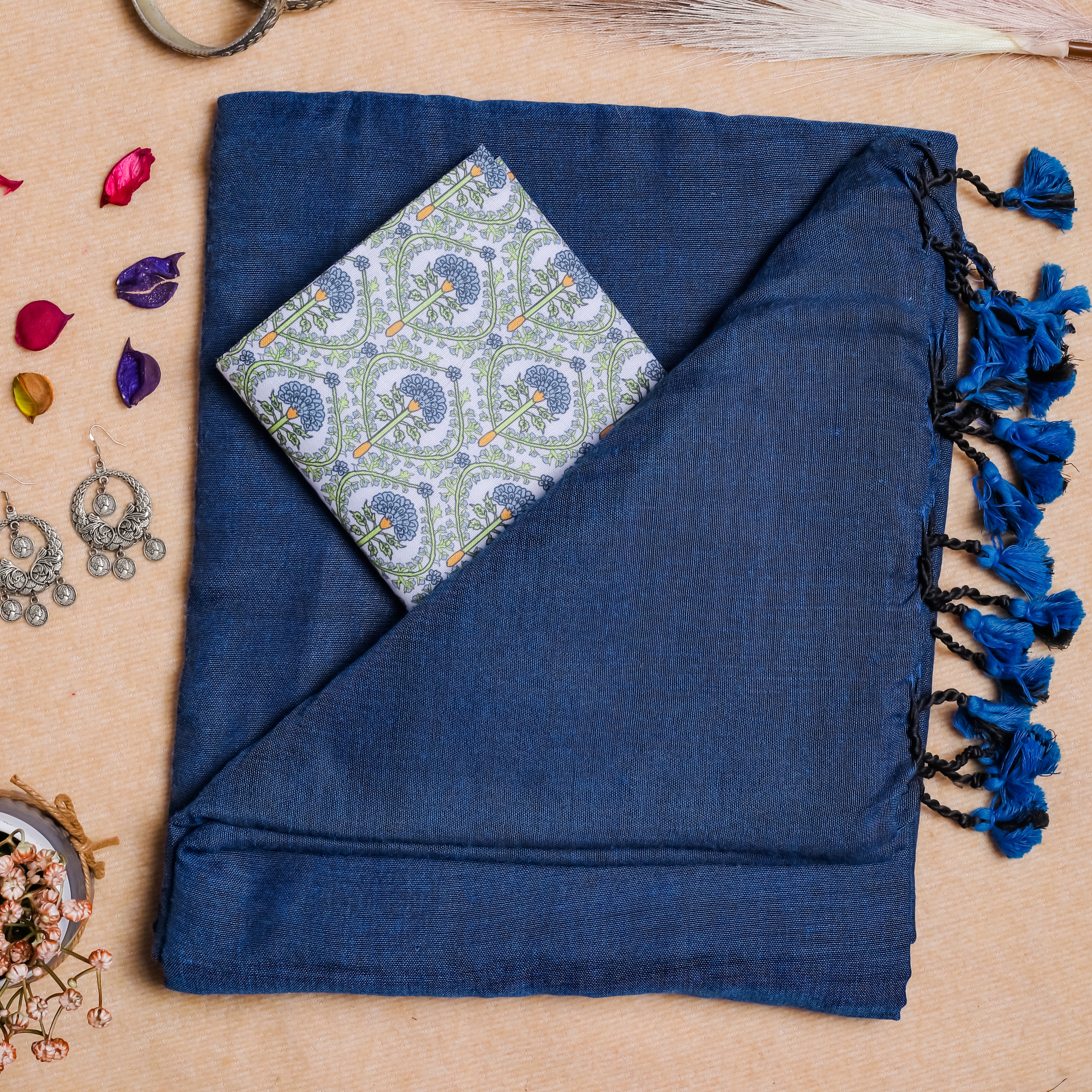 Blue Handloom Cotton Saree With Printed Blouse