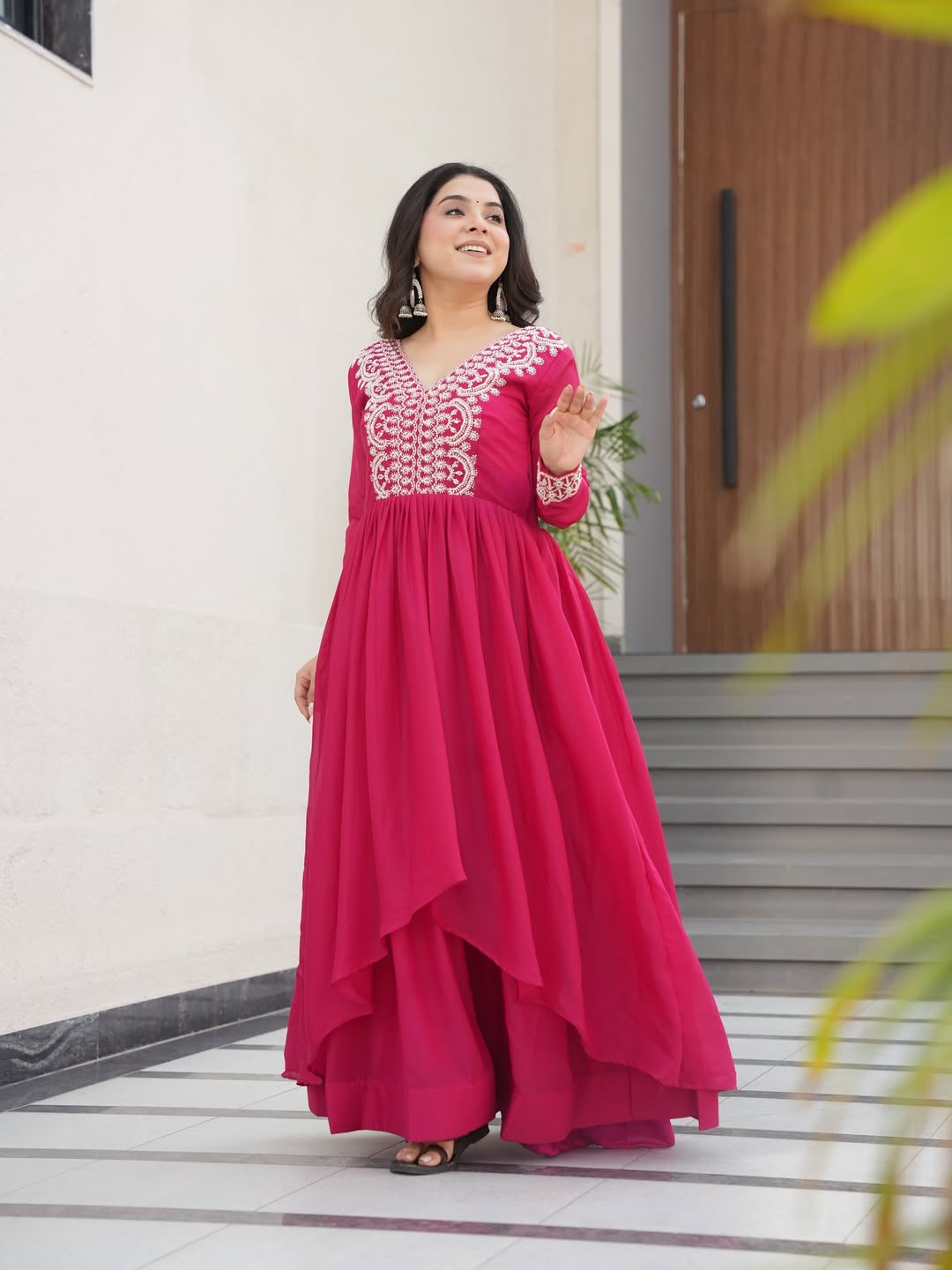 Impressive Pink Thread Embroidered Georgette Gown
