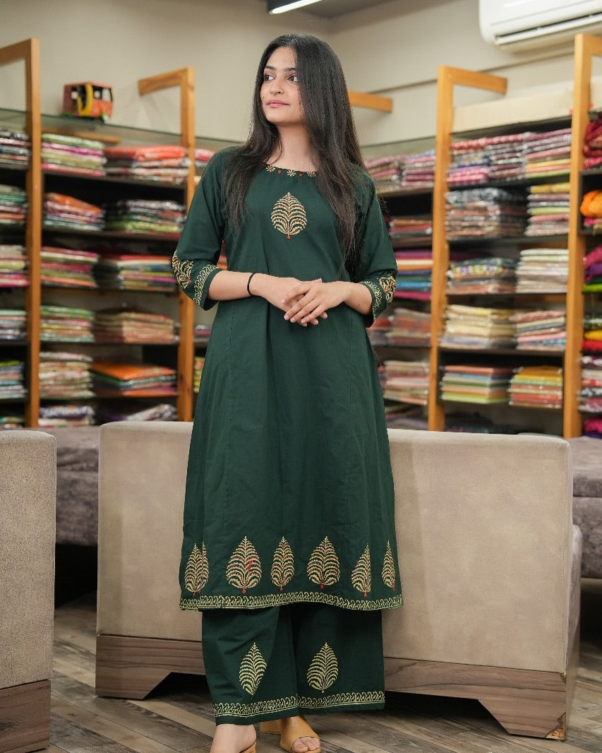 TRENDY TRADITIONL COTTAON  KURTI WITH PANT