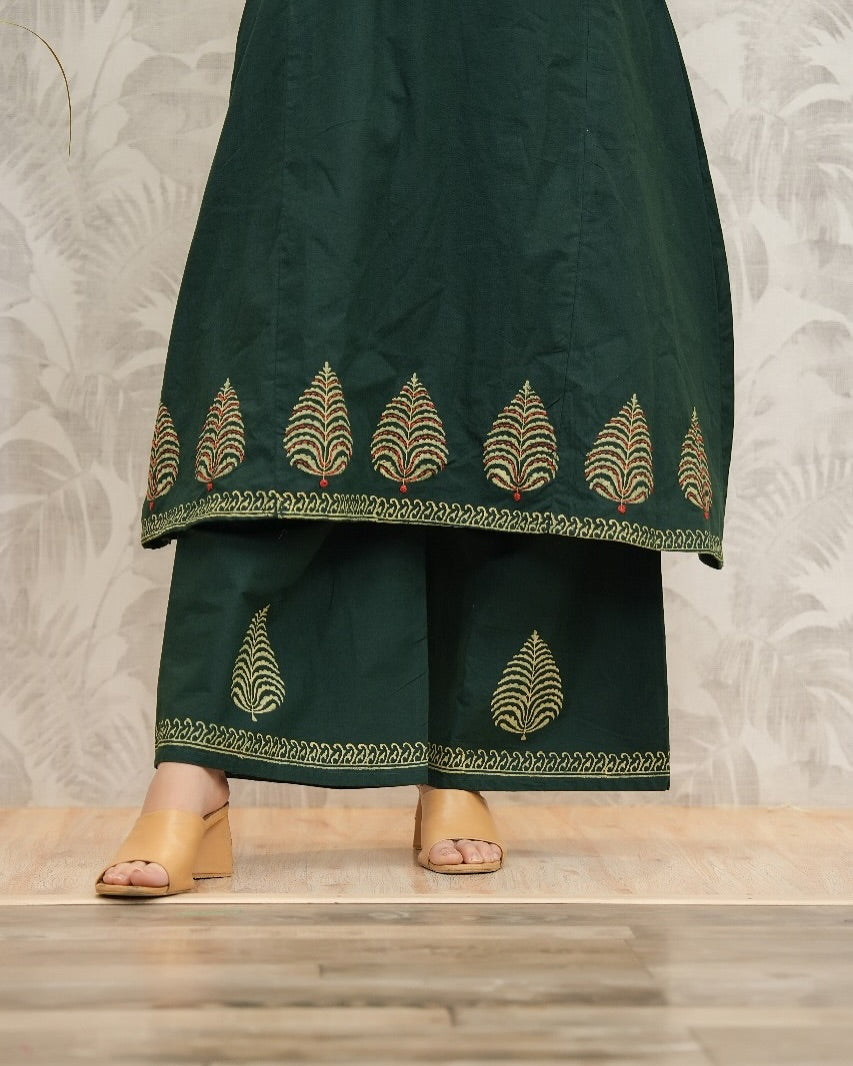 TRENDY TRADITIONL COTTAON  KURTI WITH PANT