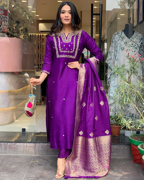 Women Embroidered Straight Kurta Set