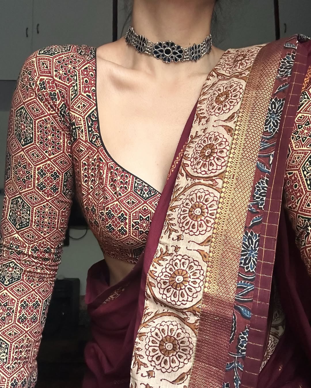LINEN MAROON PRINTED SAREE