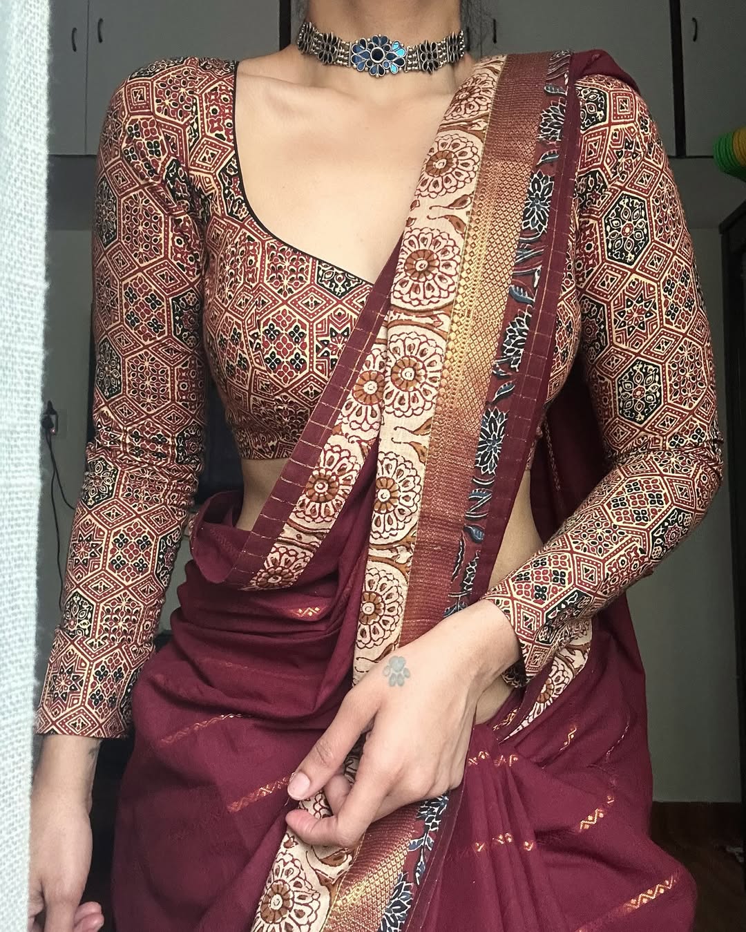 LINEN MAROON PRINTED SAREE