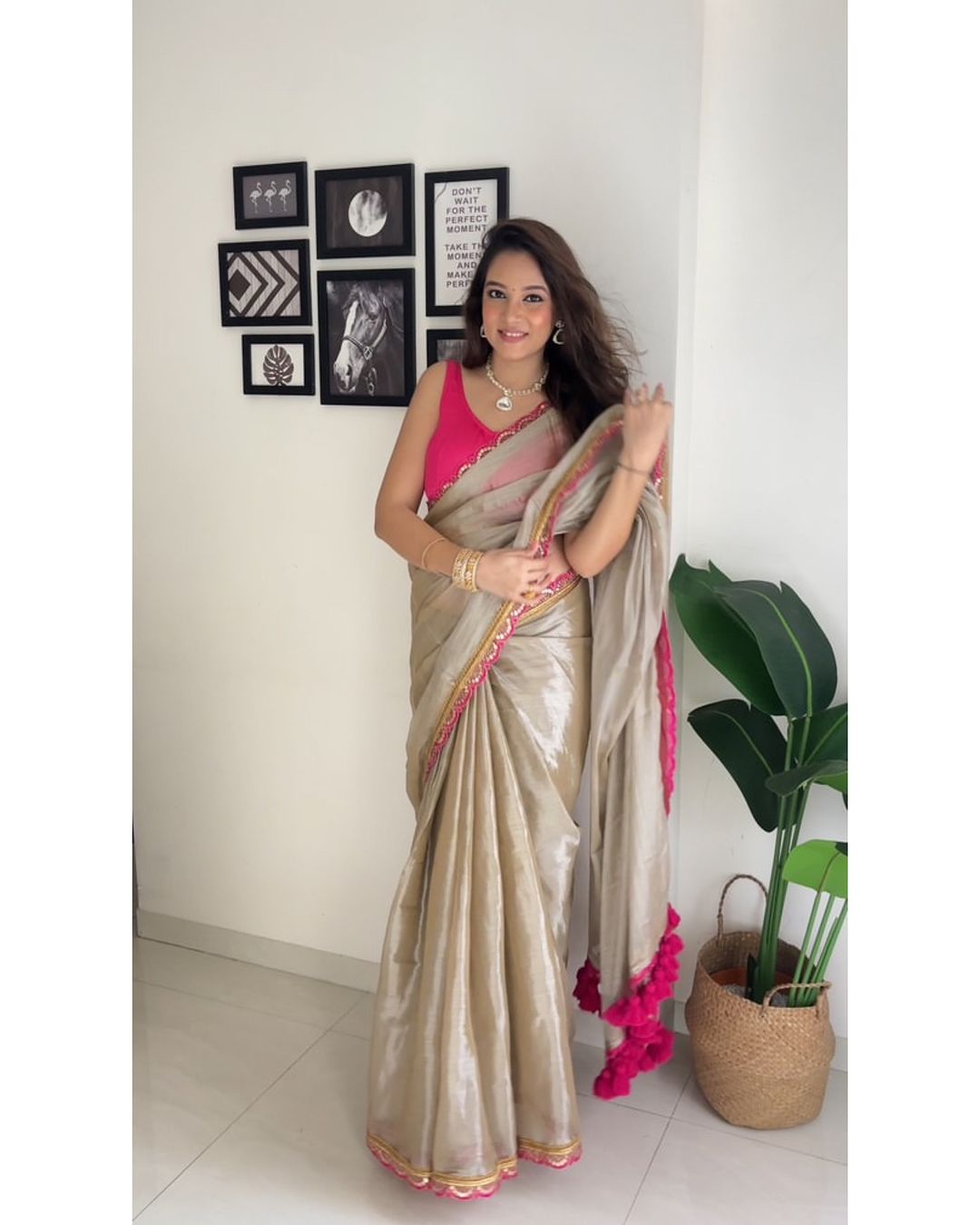 Cream And Wine Pom Pom Handloom Raga Tissue Saree