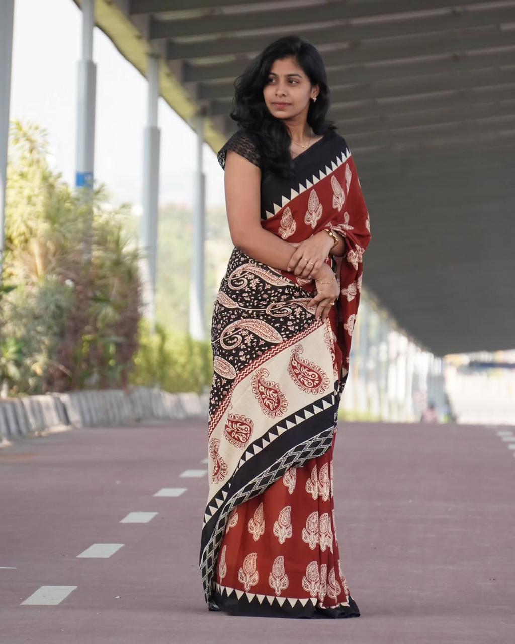 Jaipuri Printed Pure Cotton Mulmul Saree With Blouse