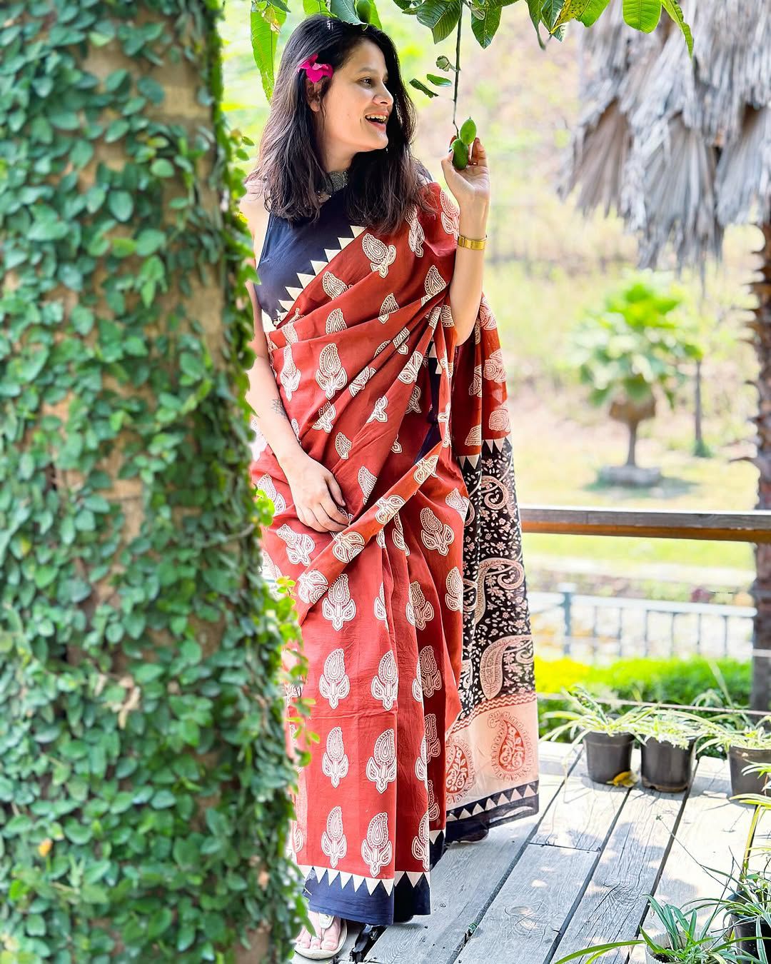 Jaipuri Printed Pure Cotton Mulmul Saree With Blouse