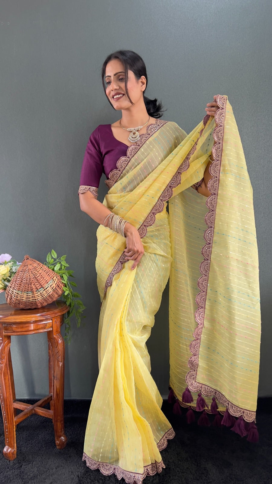 Cream And Wine Pom Pom Handloom Raga Tissue Saree