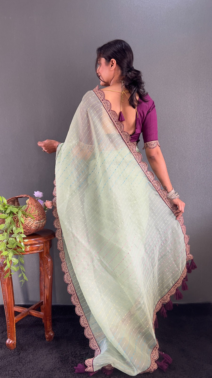 Cream And Wine Pom Pom Handloom Raga Tissue Saree