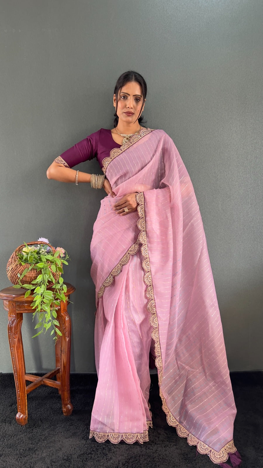 Cream And Wine Pom Pom Handloom Raga Tissue Saree