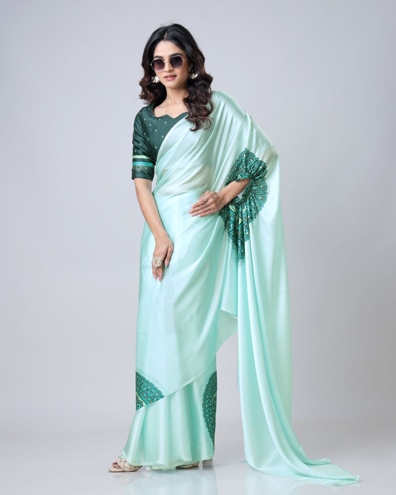 Readymade 2 Way Style Floral Print Saree in Georgette Satin with Blouse