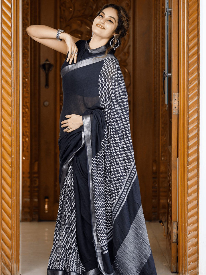 Elegant Black & White Handloom Cotton Saree with Silver Zari Border and Geometric Print-Fronlioz