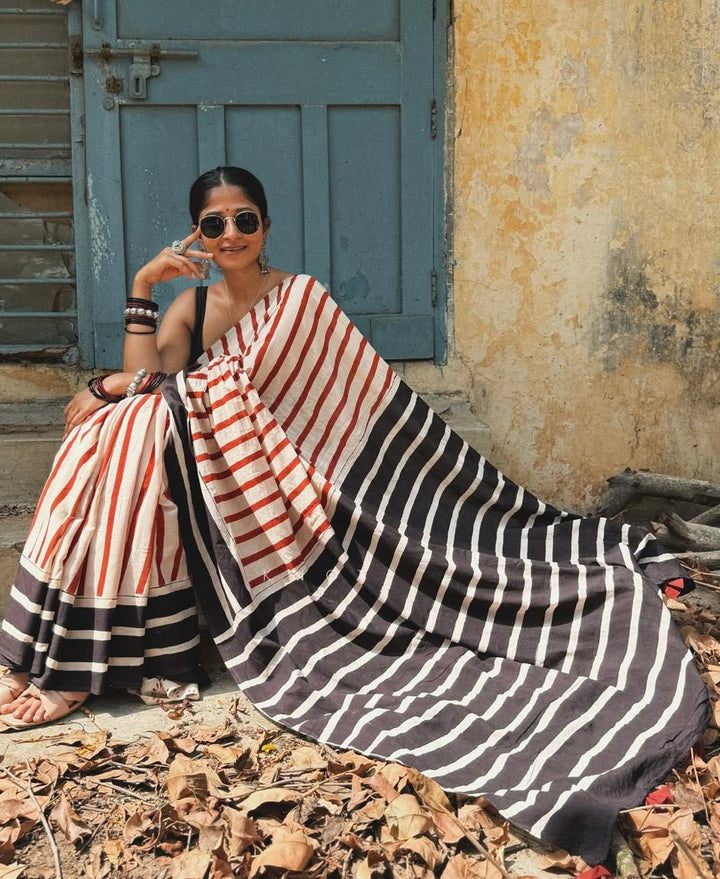 Classic Off-White & Maroon Striped Cotton Saree with Black Border-Fronlioz