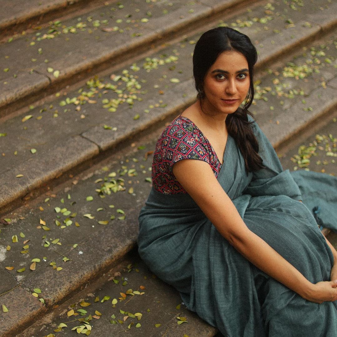 Greenis Grey colour traditional looking Chanderi cotton saree