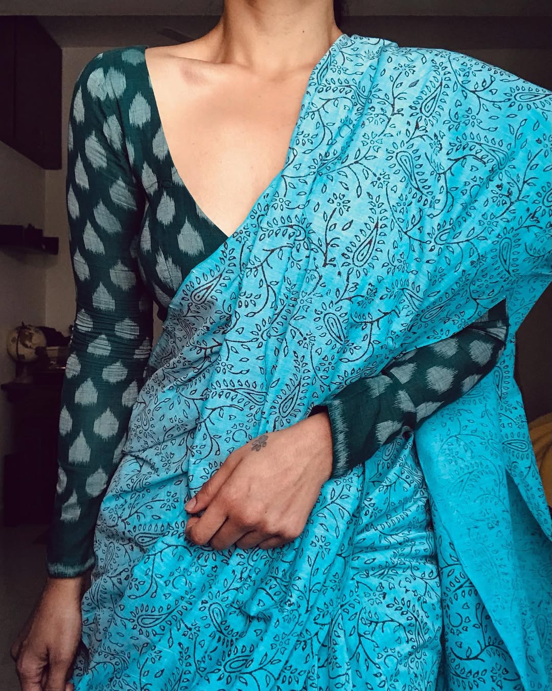 SKY FLOWER PRINT SAREE