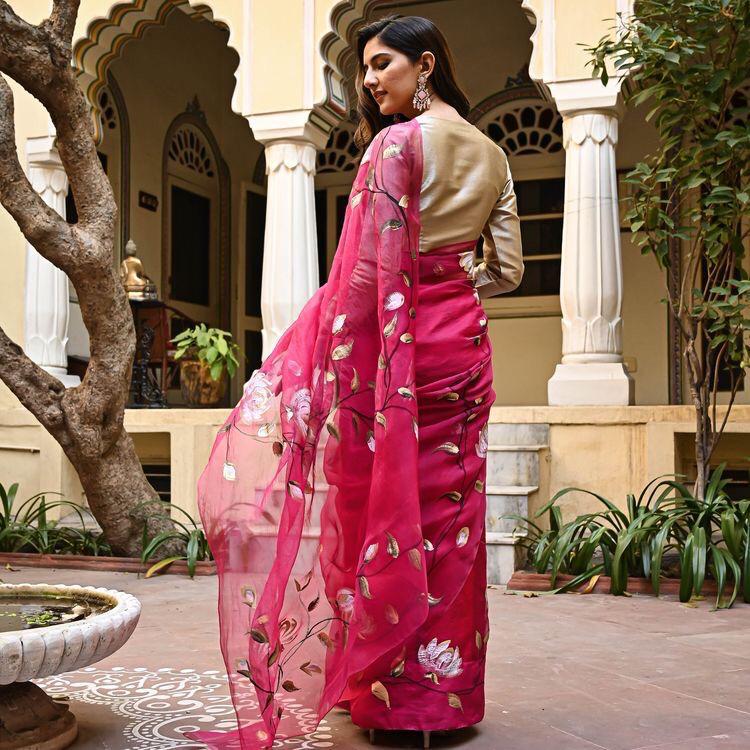 Red Floral Border beautiful look organza saree